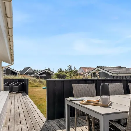 Nedelko - 250m From The Sea By Interhome Feriehus *